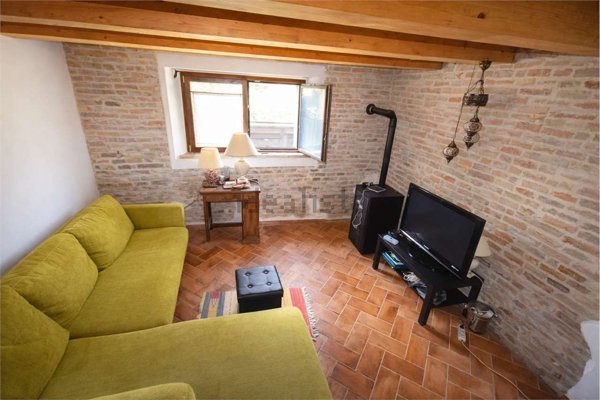 casa indipendente in vendita a Montemarciano