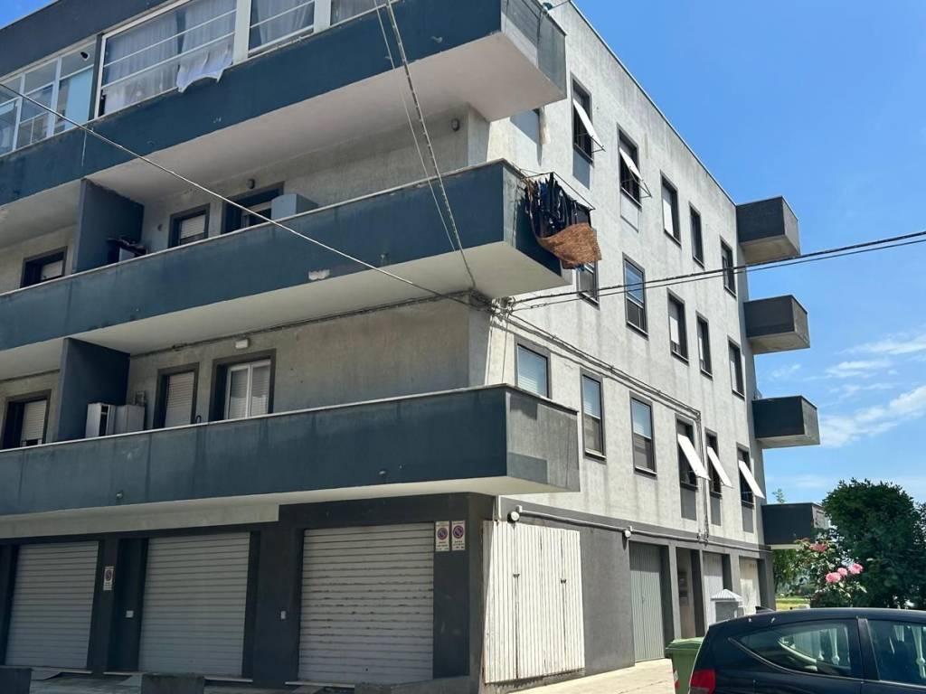 appartamento in vendita a Montemarciano in zona Marina