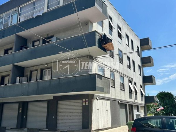 appartamento in vendita a Montemarciano in zona Marina