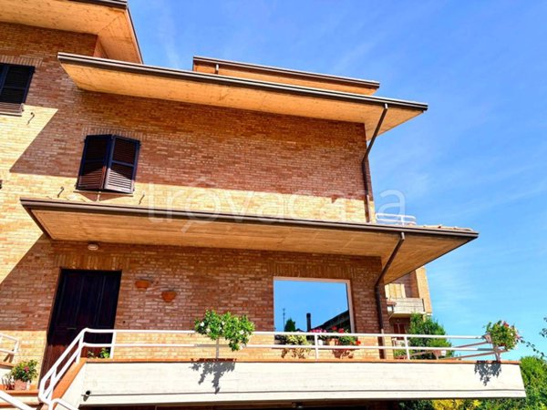 casa indipendente in vendita a Montemarciano in zona Grugnaletto