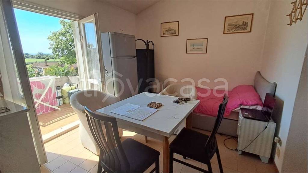 appartamento in vendita a Montemarciano in zona Gelso