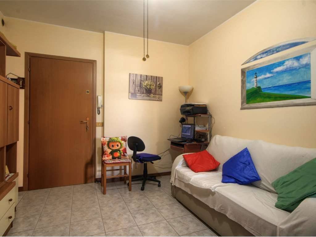 appartamento in vendita a Montemarciano in zona Marina