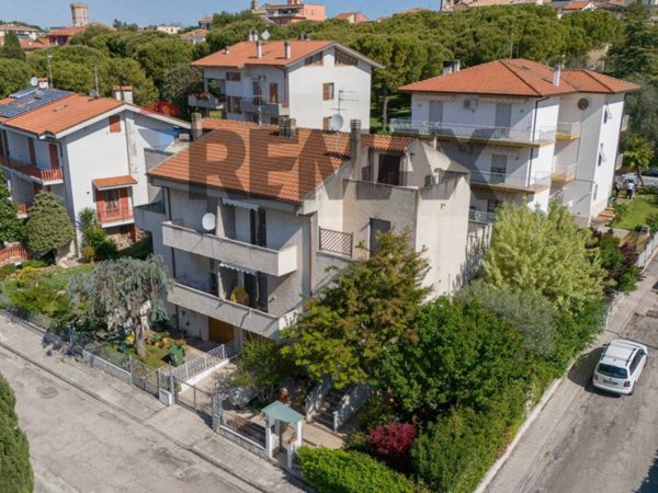 casa indipendente in vendita a Montemarciano in zona Grugnaletto