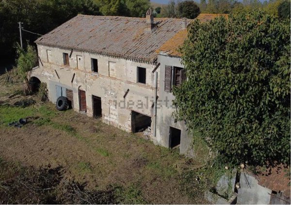 casale in vendita a Montemarciano in zona Gabella