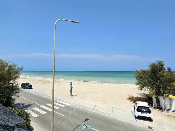 appartamento in vendita a Montemarciano in zona Gelso
