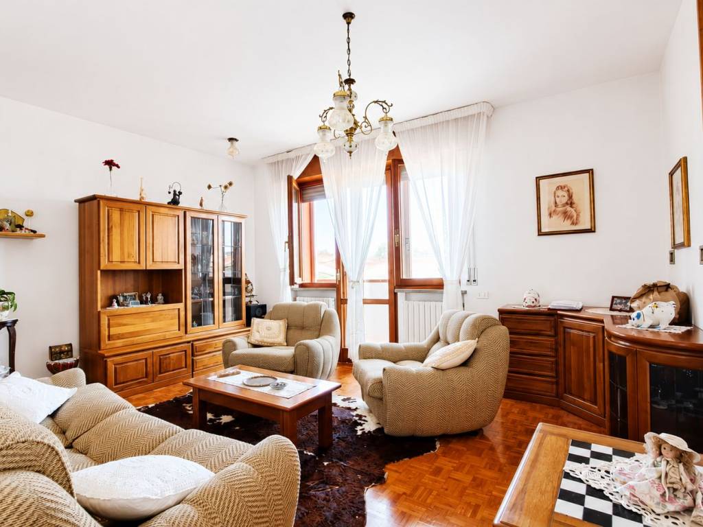 appartamento in vendita a Montemarciano in zona Marina