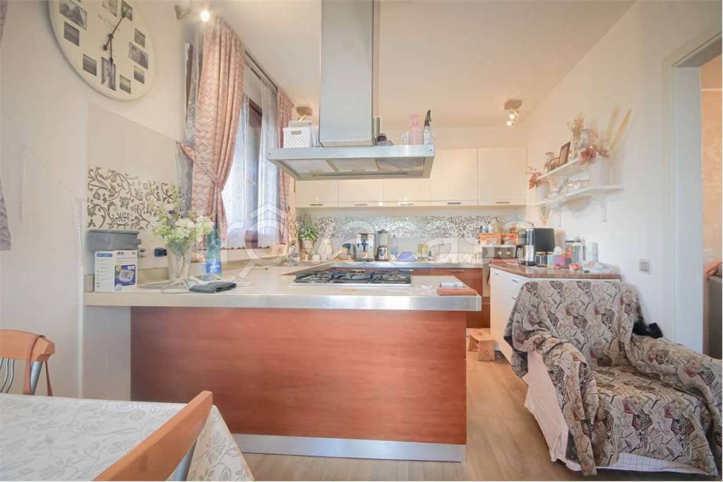 casa indipendente in vendita a Montemarciano