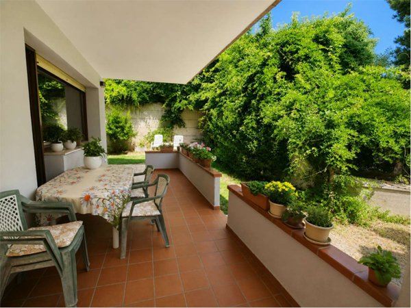 appartamento in vendita a Montemarciano in zona Marina