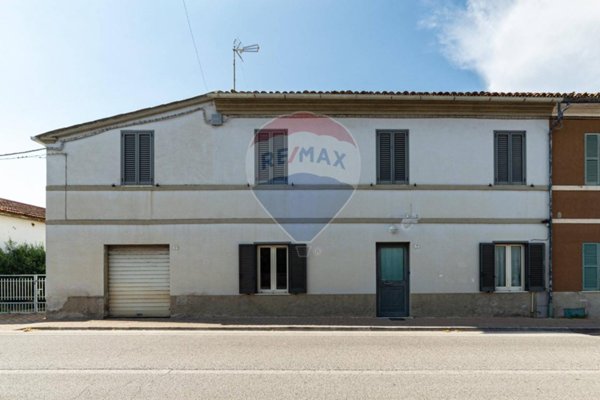 casa indipendente in vendita a Monte Roberto in zona Pianello Vallesina