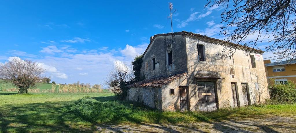 casa indipendente in vendita a Monte Roberto