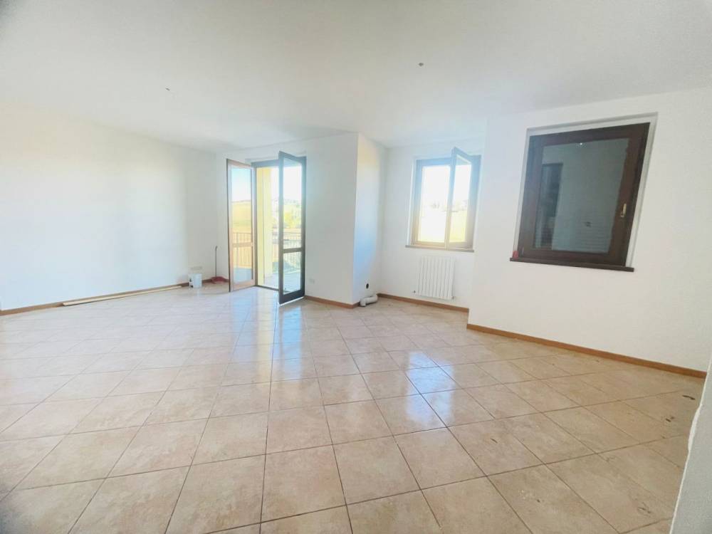 appartamento in vendita a Monte Roberto