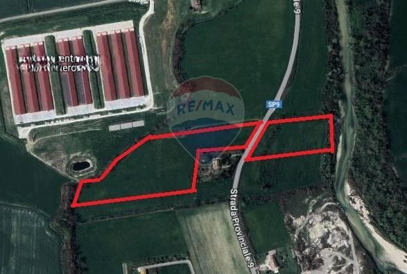 terreno agricolo in vendita a Monte Roberto in zona Ponte Pio