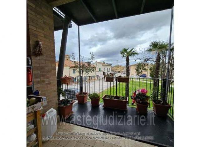 appartamento in vendita a Monte Roberto in zona Pianello Vallesina
