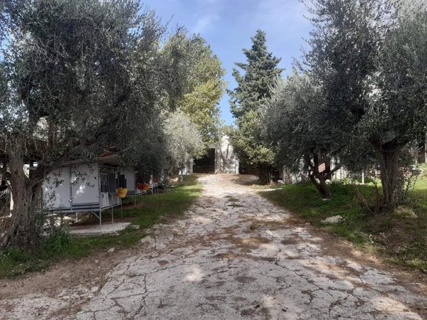 casa indipendente in vendita a Monte Roberto
