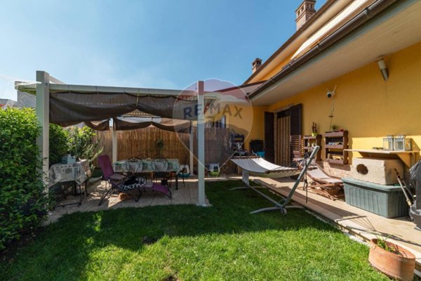 appartamento in vendita a Monte Roberto in zona Pianello Vallesina