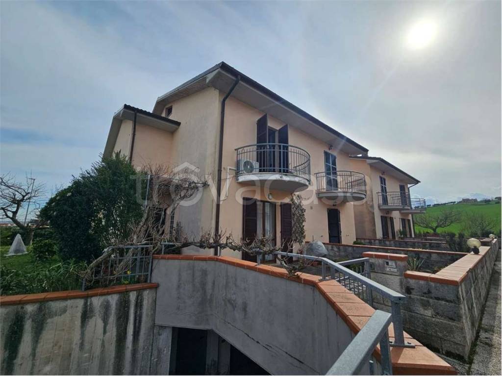 casa indipendente in vendita a Monte Roberto in zona Pianello Vallesina