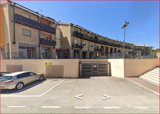appartamento in vendita a Monte Roberto in zona Pianello Vallesina
