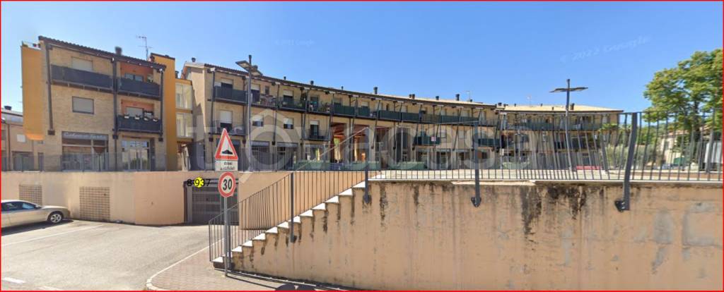 appartamento in vendita a Monte Roberto in zona Pianello Vallesina