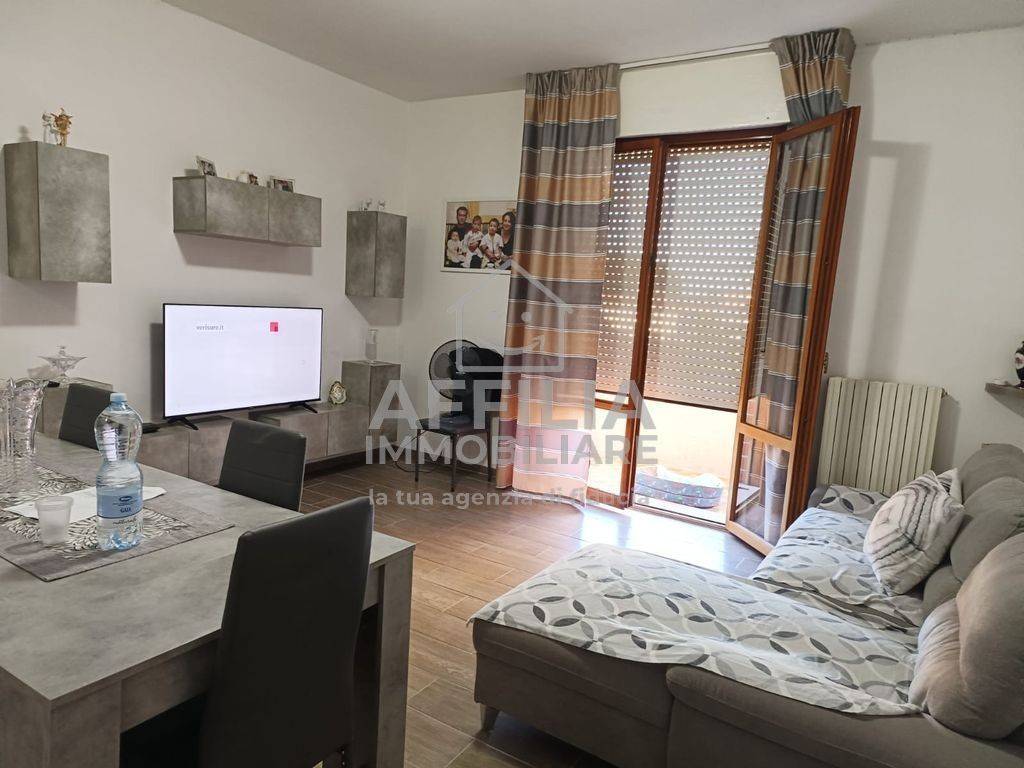 appartamento in vendita a Monte Roberto in zona Pianello Vallesina