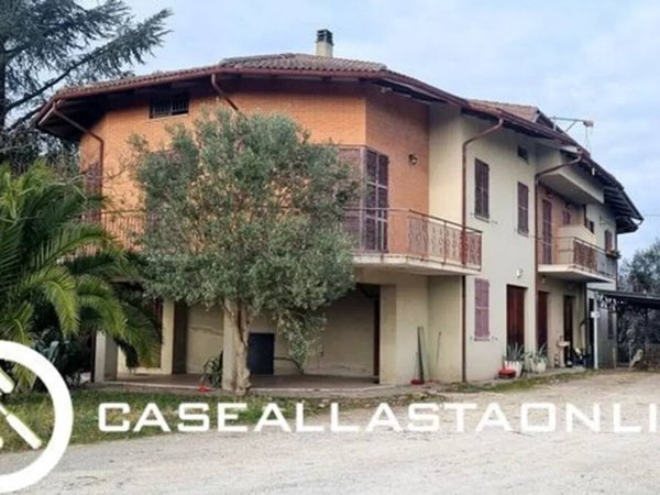 appartamento in vendita a Monte Roberto