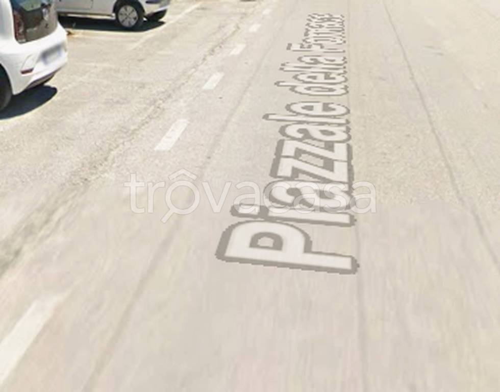 negozio in vendita a Monte Roberto in zona Pianello Vallesina