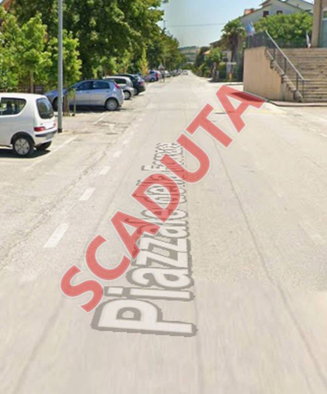 ufficio in vendita a Monte Roberto in zona Pianello Vallesina