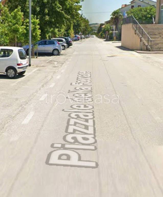 appartamento in vendita a Monte Roberto in zona Pianello Vallesina