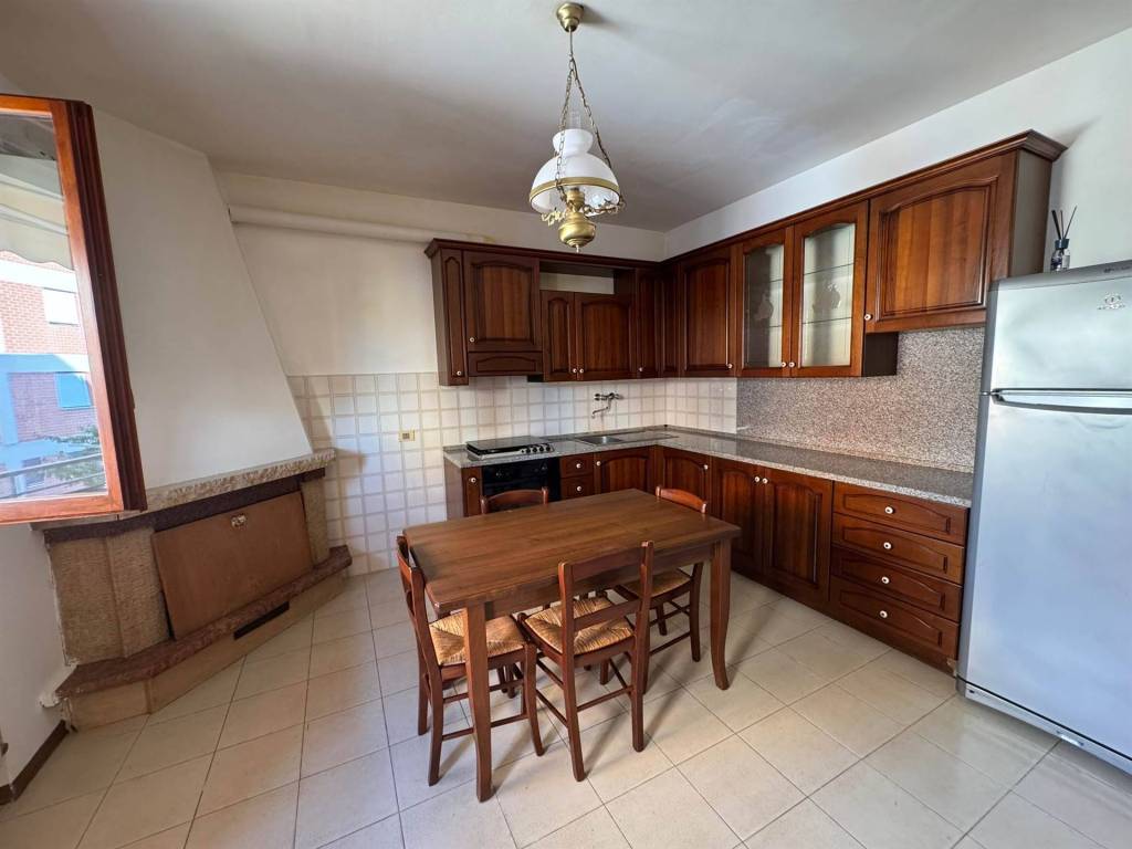 appartamento in vendita a Monte Roberto in zona Pianello Vallesina