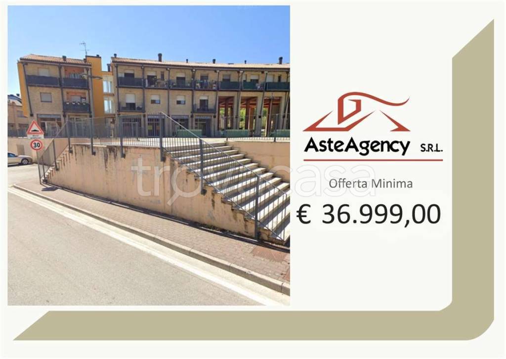 appartamento in vendita a Monte Roberto in zona Pianello Vallesina