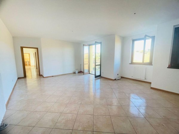 appartamento in vendita a Monte Roberto