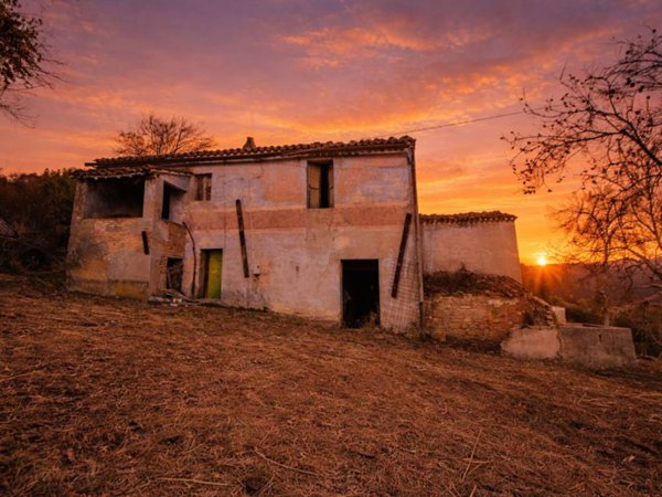 casa indipendente in vendita a Monte Roberto in zona Pianello Vallesina