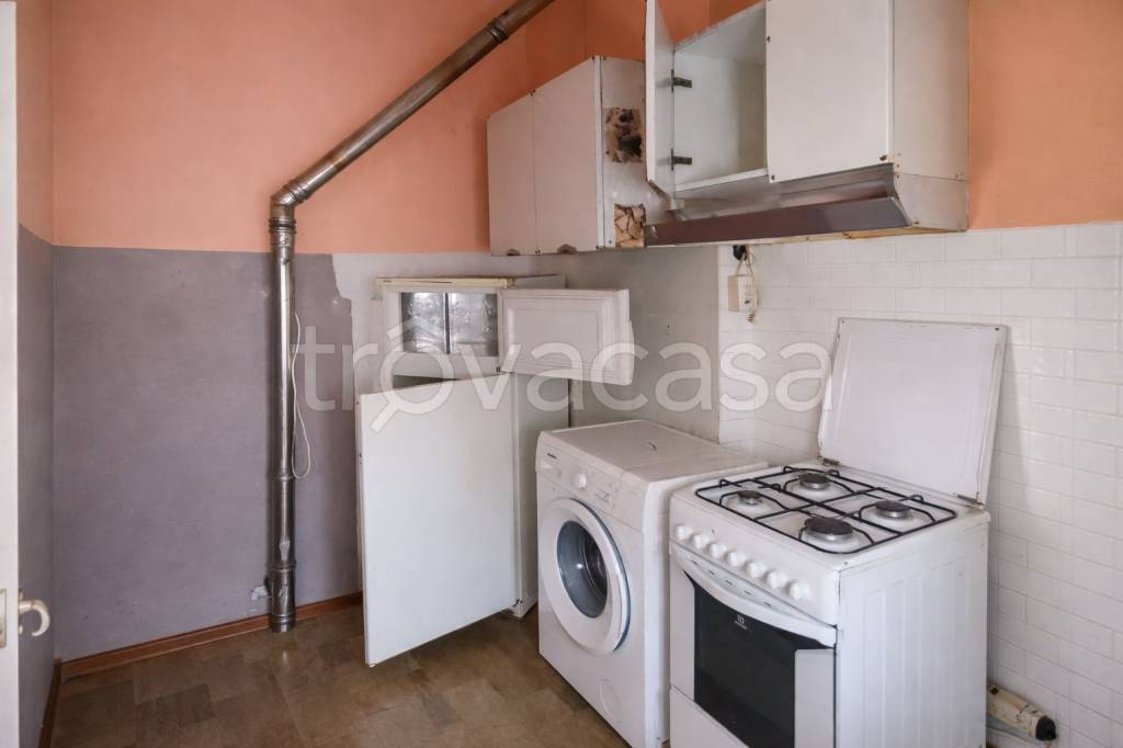 appartamento in vendita a Monte Roberto in zona Pianello Vallesina