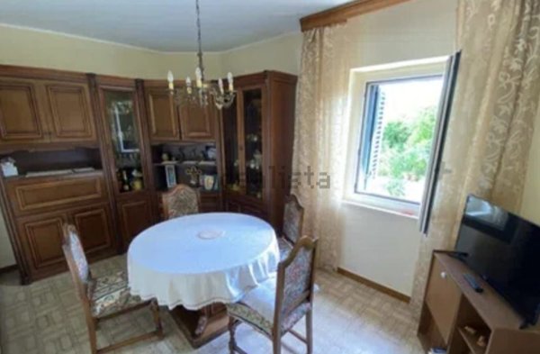 appartamento in vendita a Monte Roberto in zona Pianello Vallesina