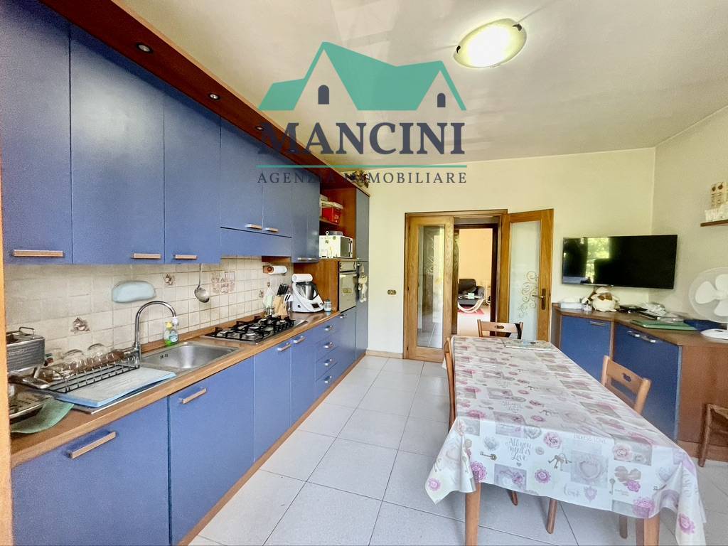 casa indipendente in vendita a Monte Roberto in zona Pianello Vallesina