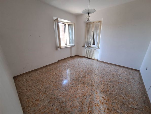 appartamento in vendita a Monte Roberto in zona Pianello Vallesina