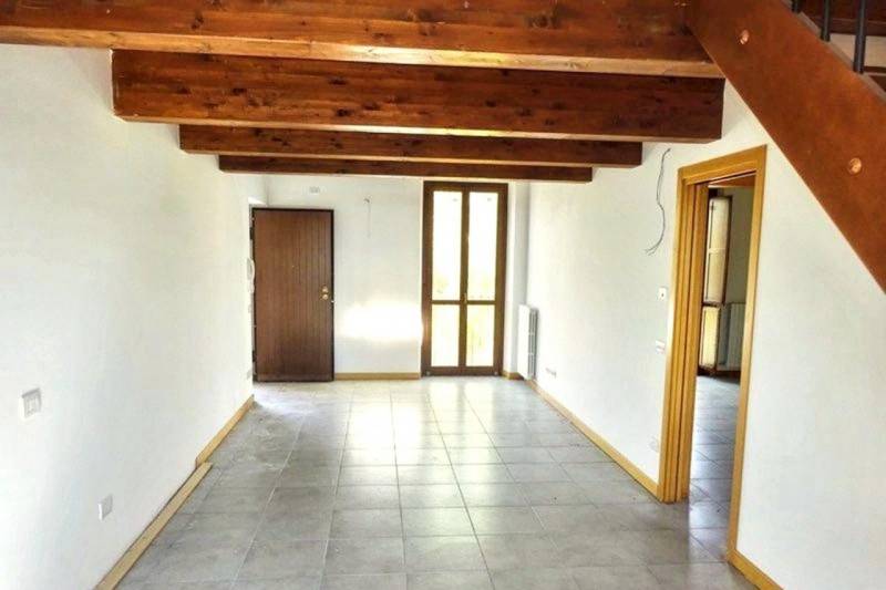 appartamento in vendita a Monte Roberto in zona Sant'Apollinare