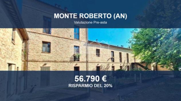 appartamento in vendita a Monte Roberto in zona Pianello Vallesina