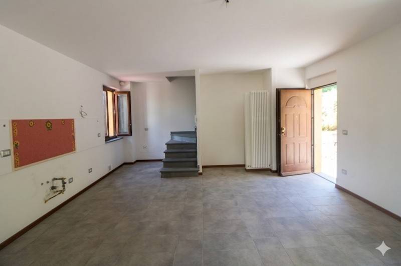 appartamento in vendita a Monte Roberto