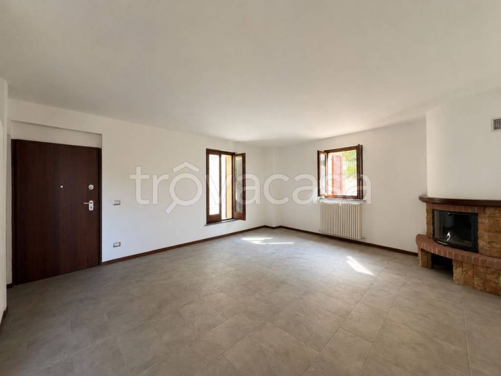 casa indipendente in vendita a Monte Roberto