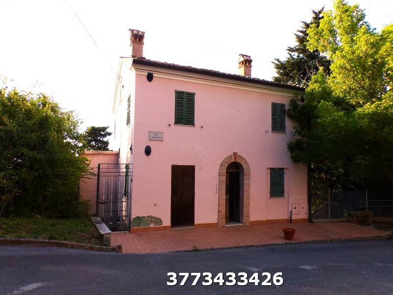 casa indipendente in vendita a Monte Roberto in zona Sant'Apollinare
