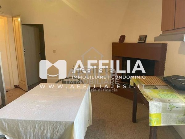 appartamento in vendita a Monte Roberto in zona Sant'Apollinare