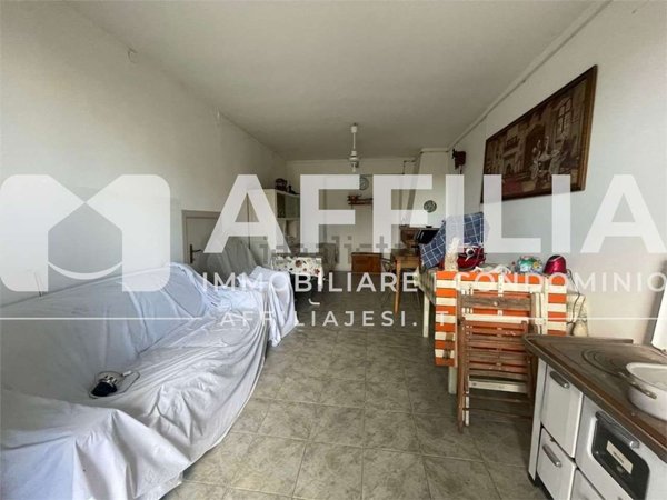 appartamento in vendita a Monte Roberto in zona Sant'Apollinare