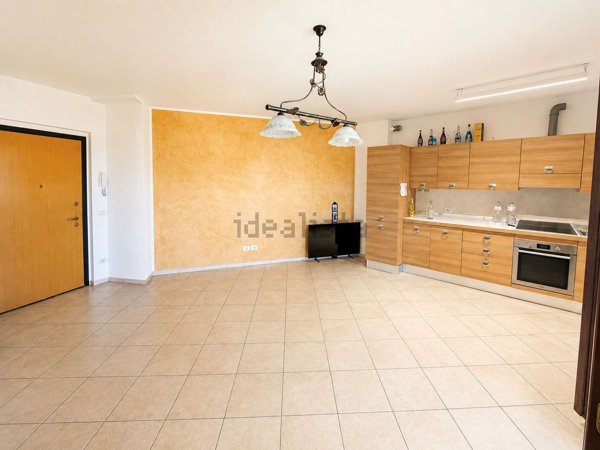 appartamento in vendita a Monte Roberto in zona Sant'Apollinare