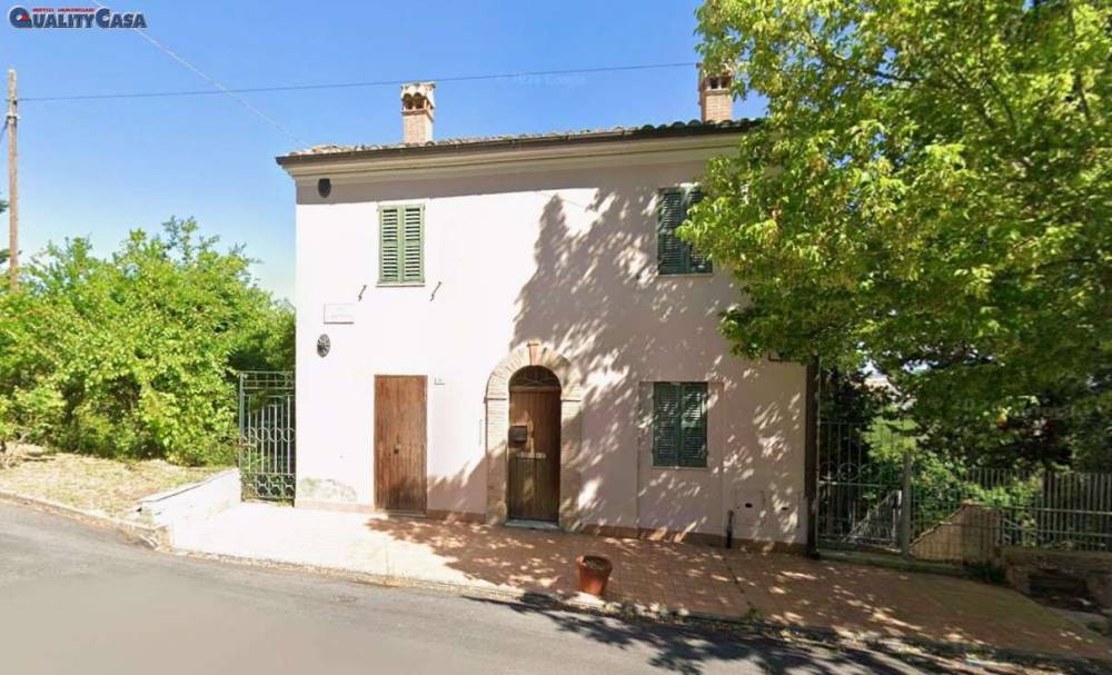 casa indipendente in vendita a Monte Roberto