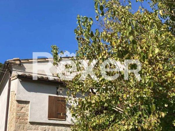 casa indipendente in vendita a Monte Roberto