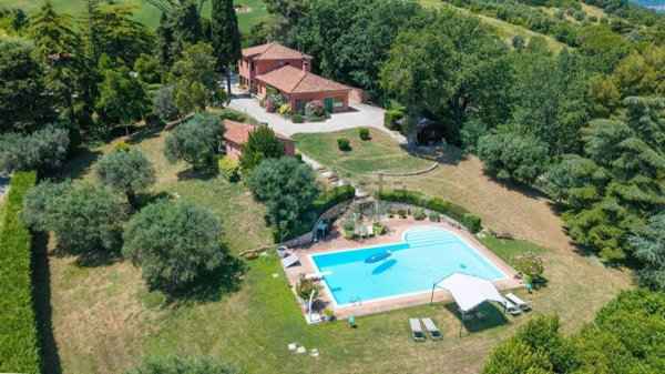 casa indipendente in vendita a Monte Roberto in zona Sant'Apollinare