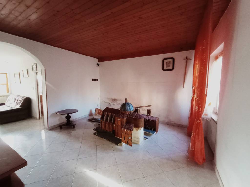 casa indipendente in vendita a Monte San Vito in zona Borghetto