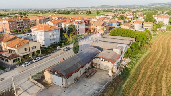 appartamento in vendita a Monte San Vito in zona Borghetto