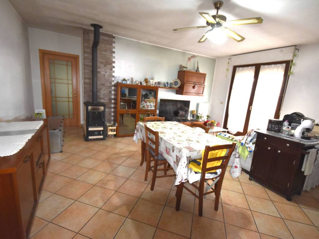 appartamento in vendita a Monte San Vito