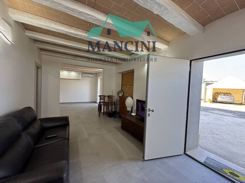 casa indipendente in vendita a Monte San Vito in zona Le Cozze